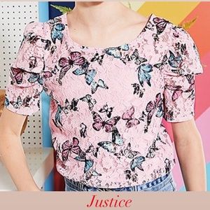 Lace puff sleeve top